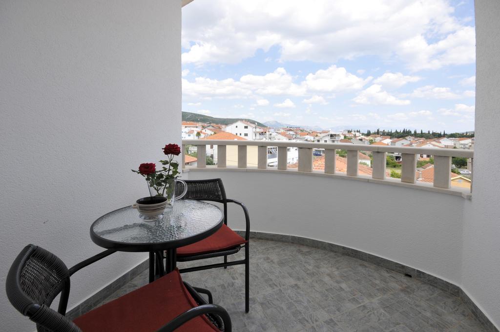Apartments Villa Lida Trogir Kültér fotó